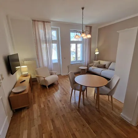 Alba Apartment *